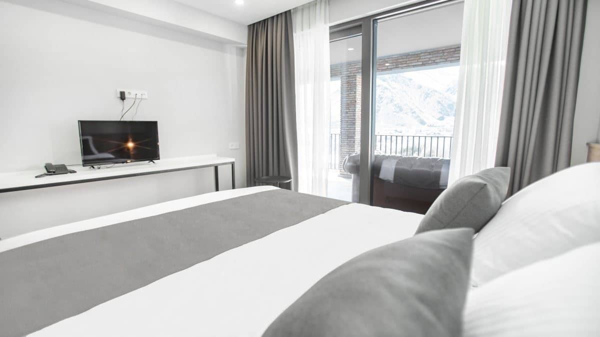 rooms-lux-with-terrace