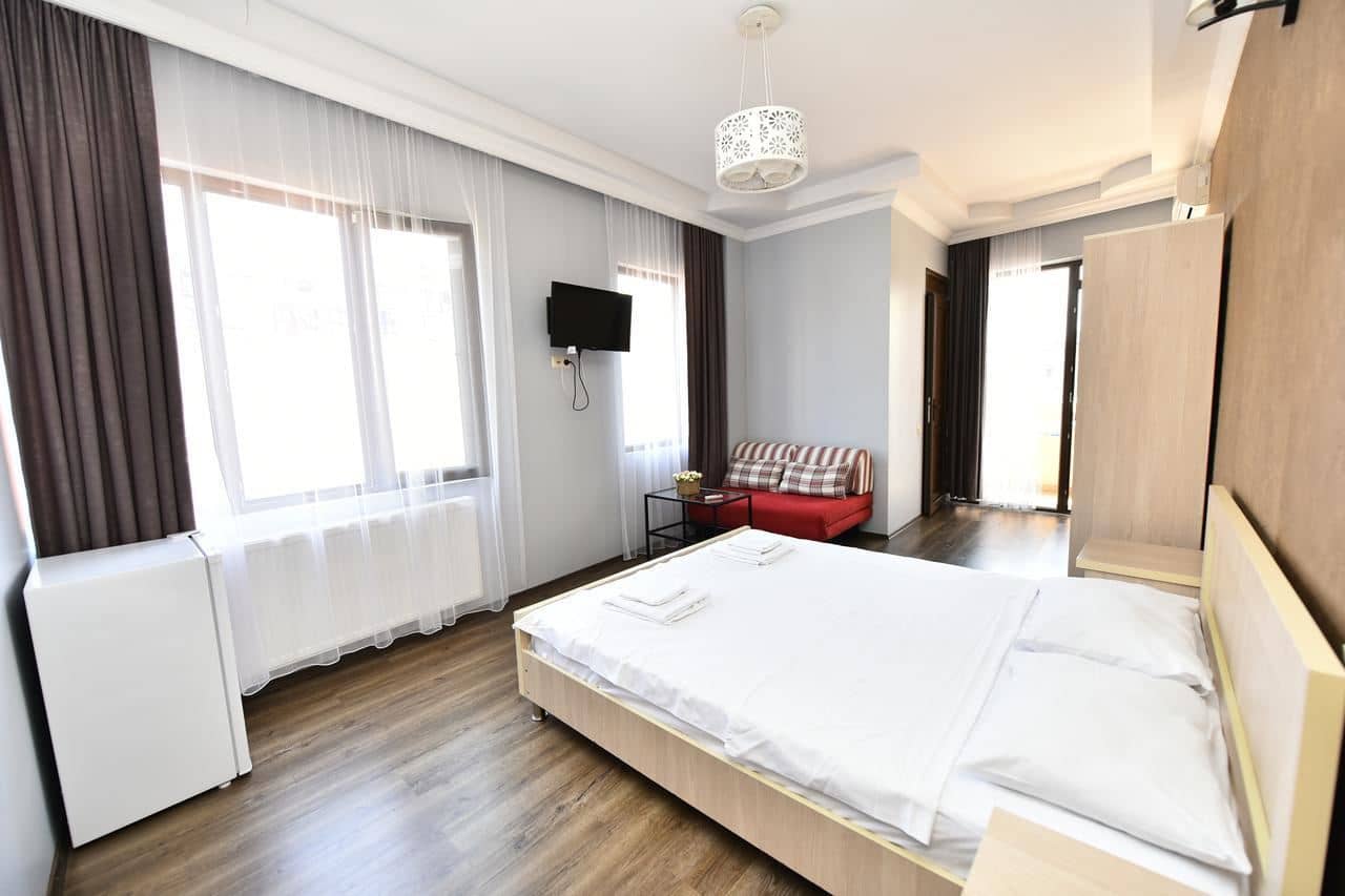rooms-standart-dbl-with-balcony