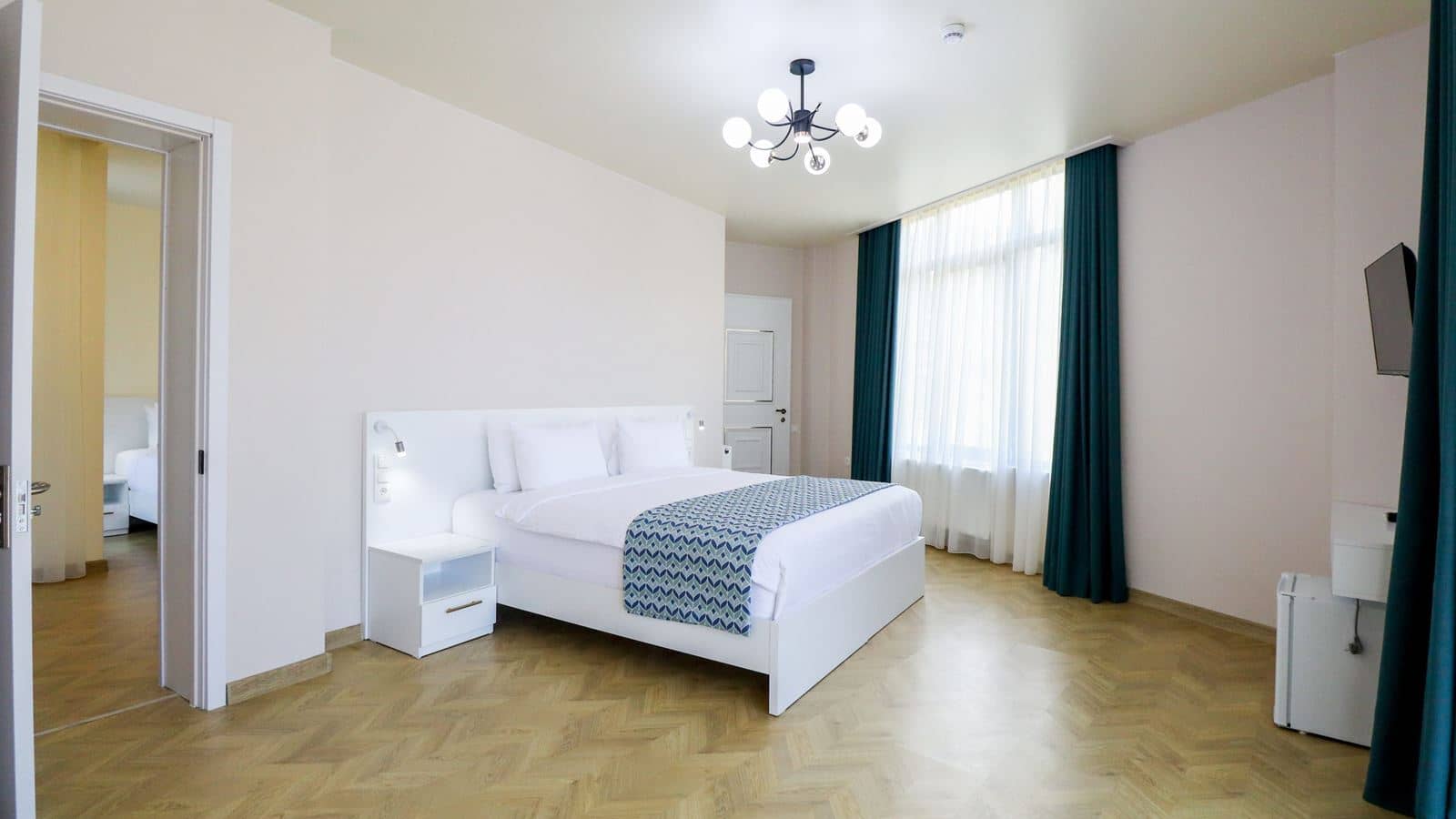 rooms-family-room