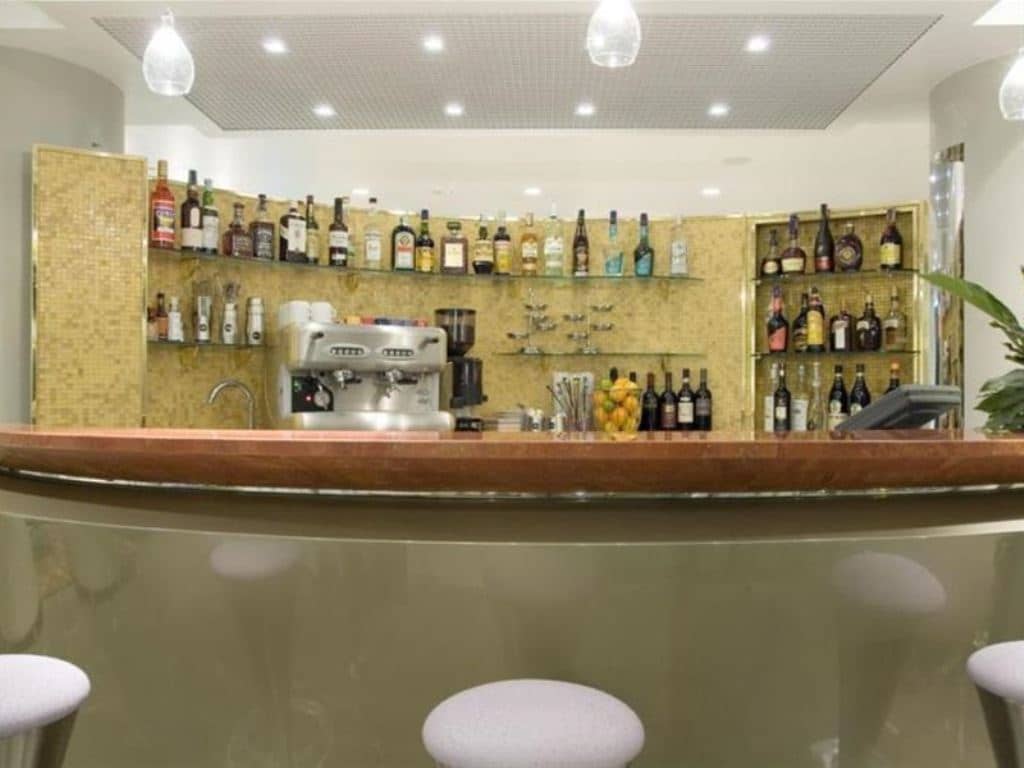 bars-bar