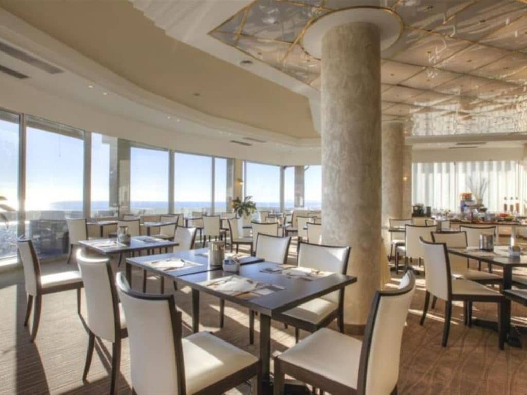 restaurants-restaurant