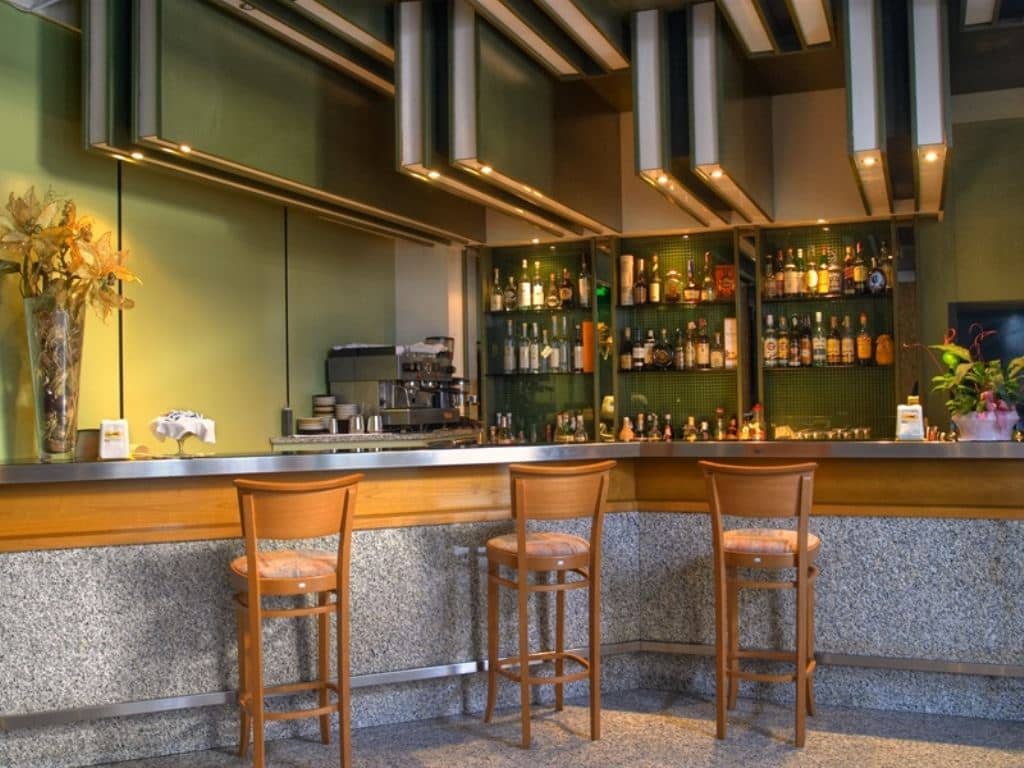 bars-bar