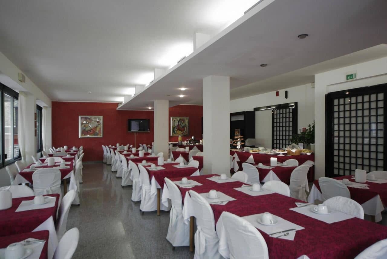restaurants-restaurant