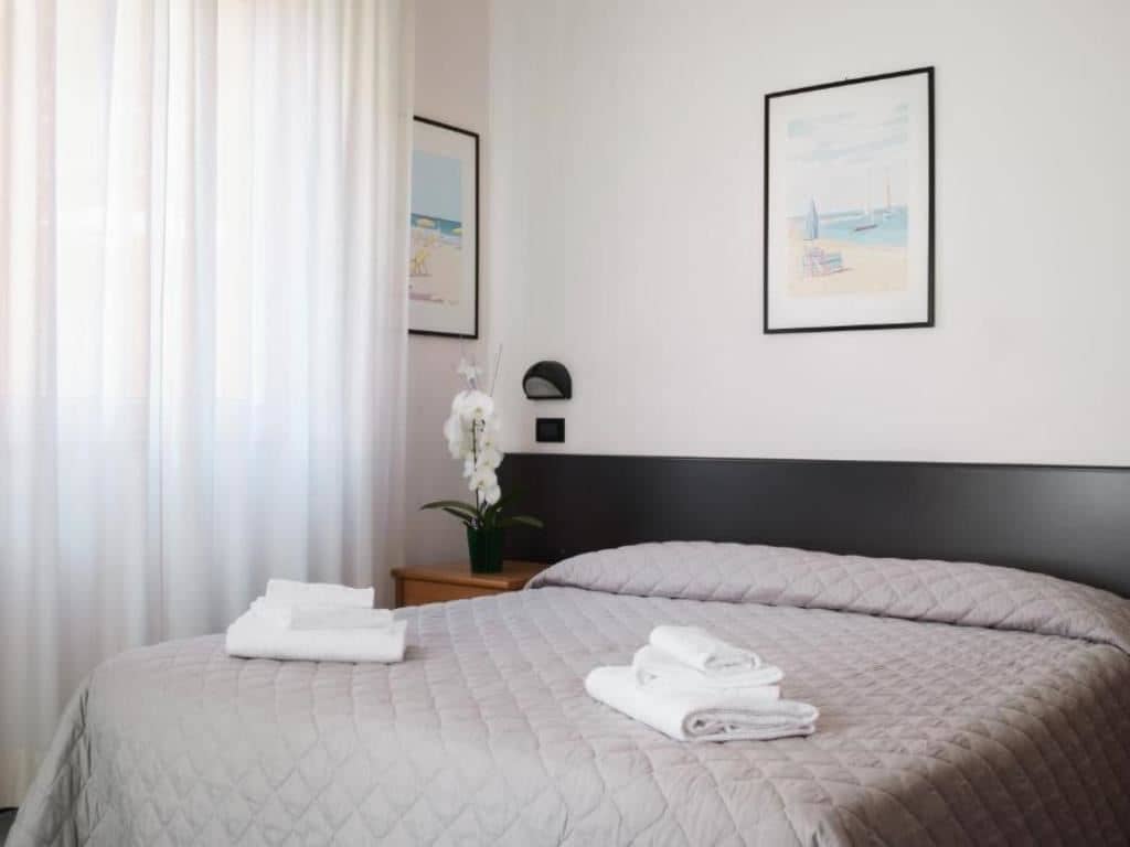 rooms-standard-room-with-family-plan-offer
