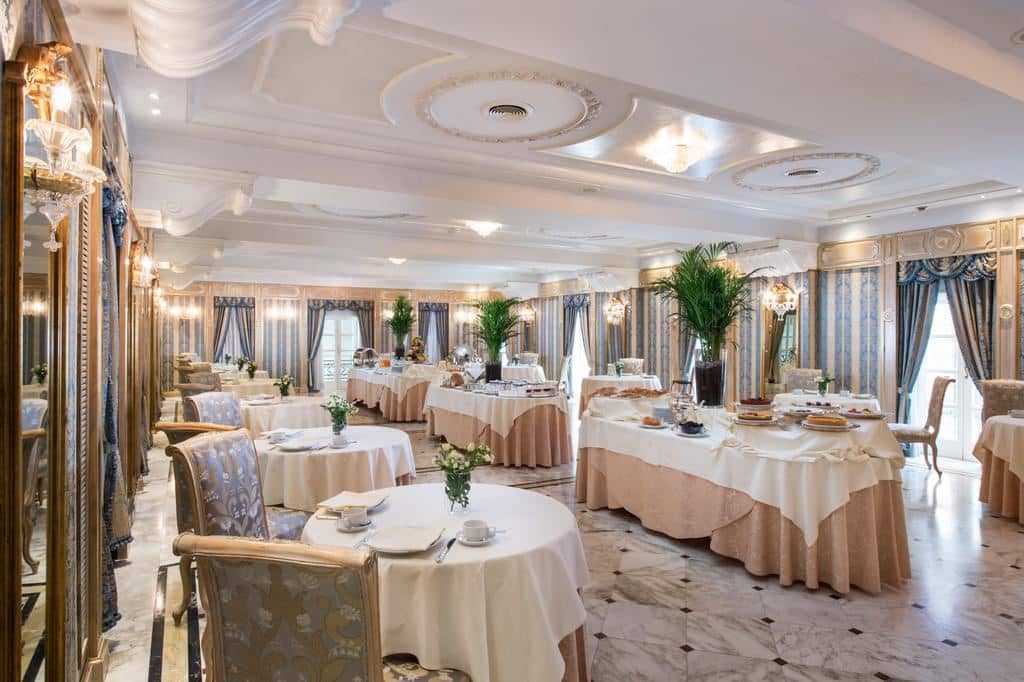 restaurants-restaurant