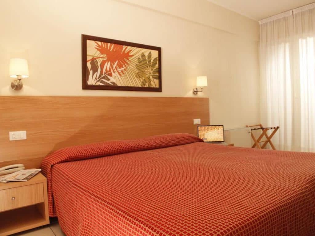 rooms-standard-room-with-balcony
