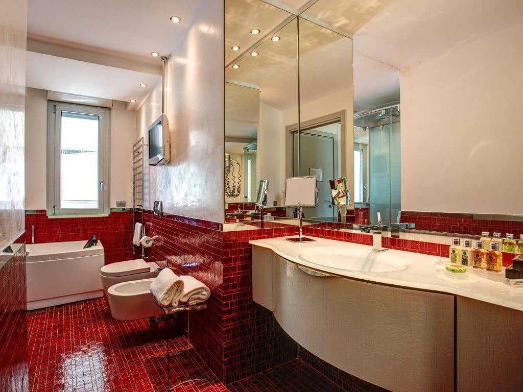 rooms-comfort-room-with-balcony