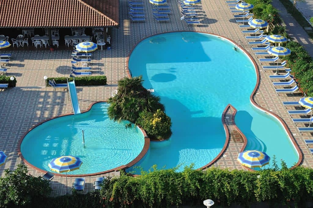 pools-outdoor-pool