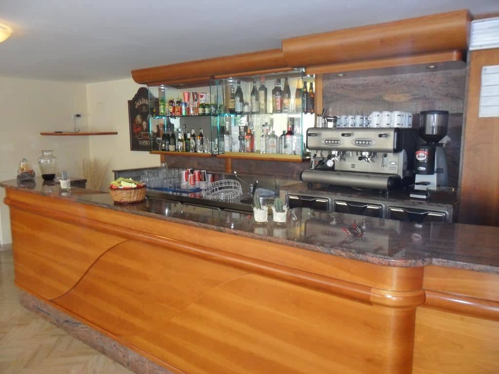 bars-bar