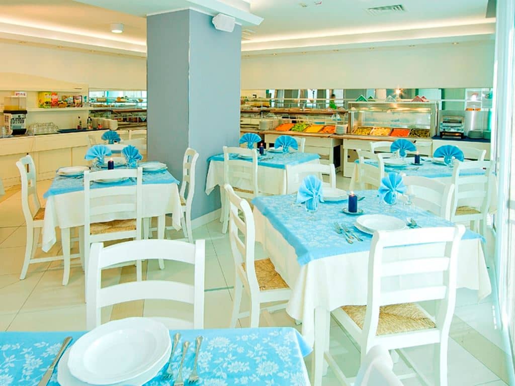restaurants-restaurant