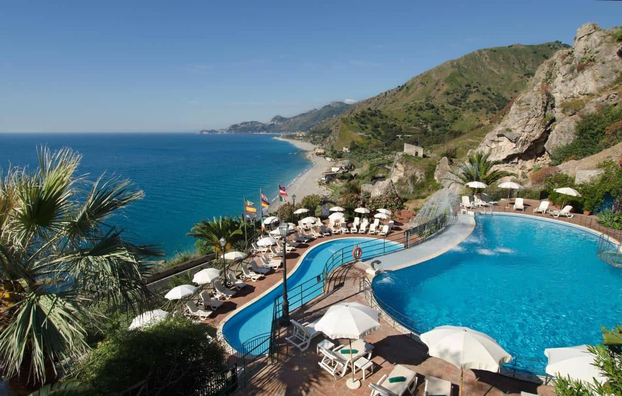 pools-outdoor-pool