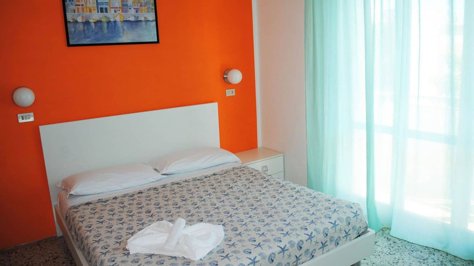 rooms-standard-room