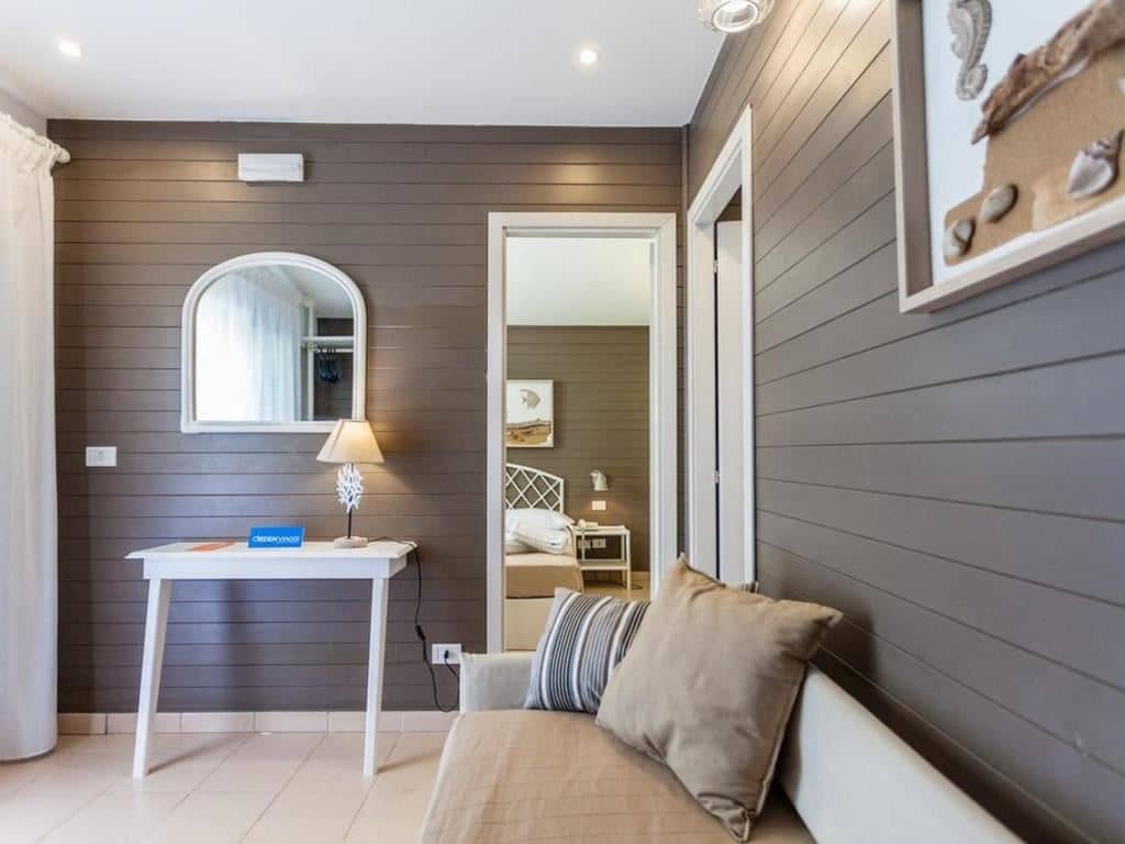 rooms-family-one-bedroom-garden-view-with-patio