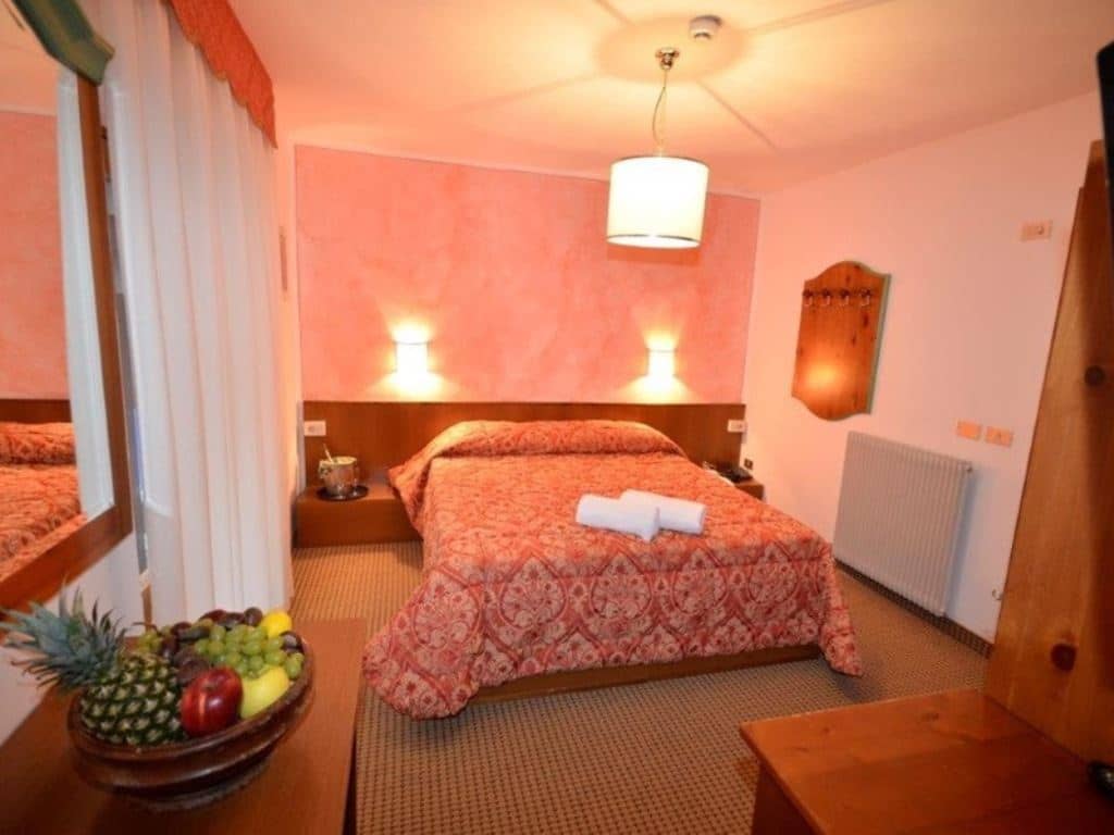 rooms-standard-room-double-single-use