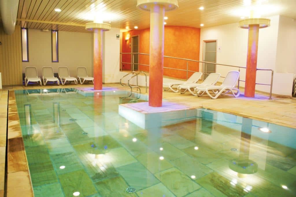 pools-indoor-pool