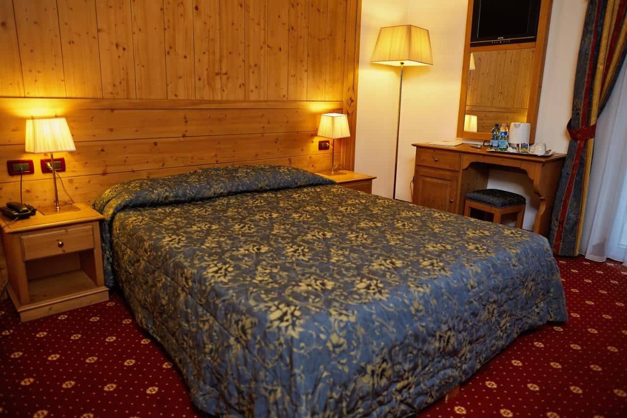 rooms-standard-room-double-single-use