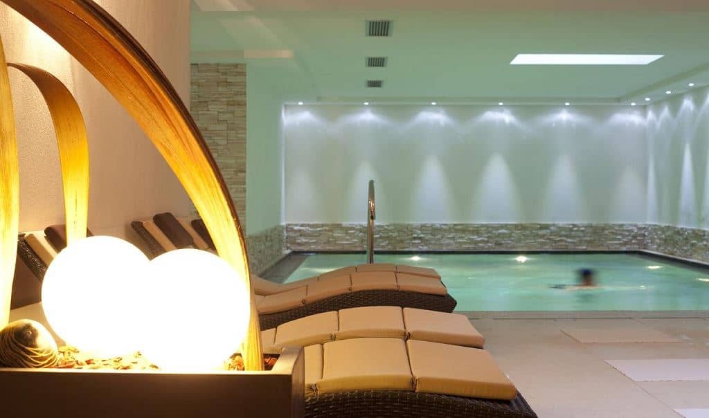 pools-indoor-pool