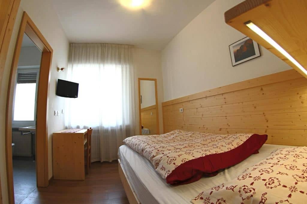rooms-single-room