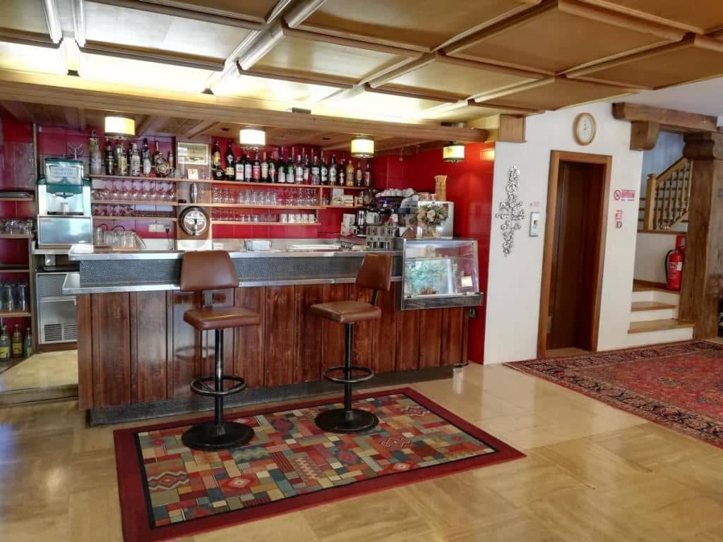 bars-bar
