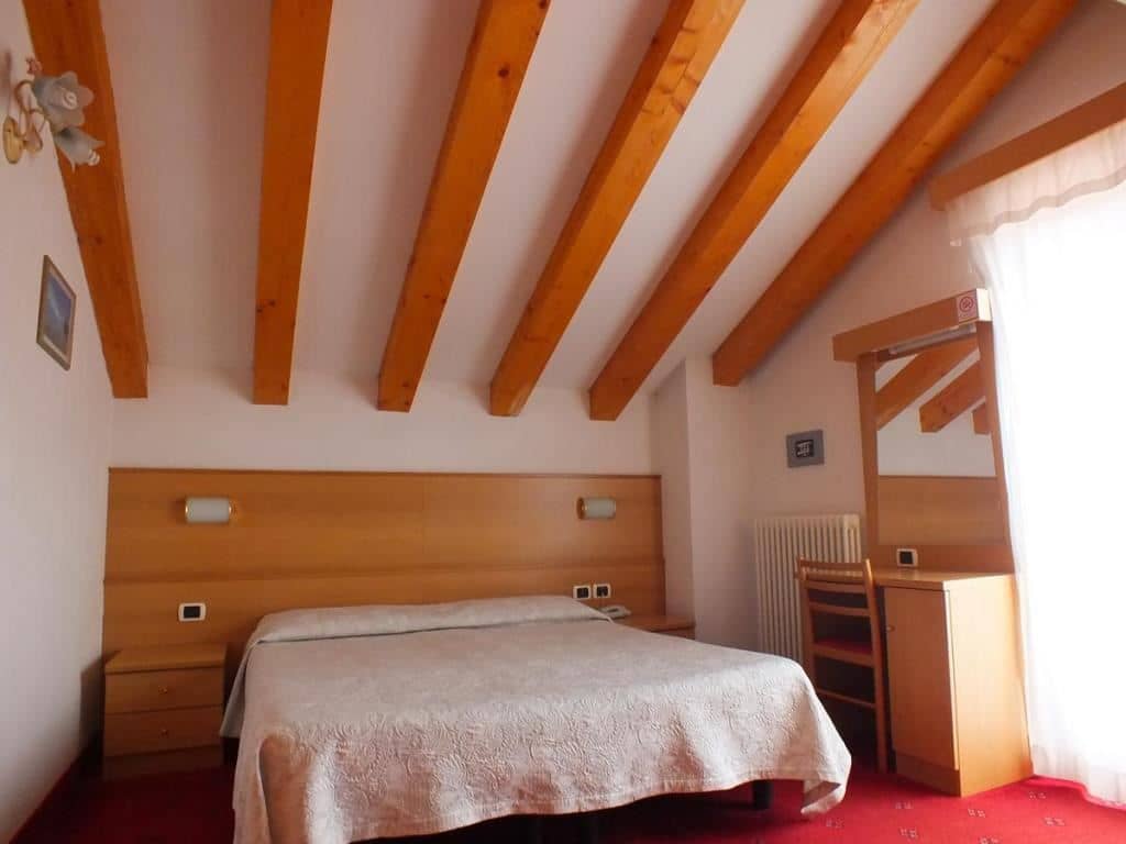 rooms-standard-room-34-pax
