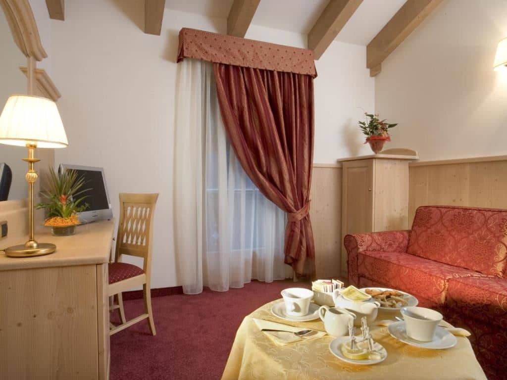 rooms-family-suite-with-family-plan-offer