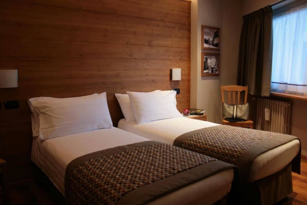 rooms-classic-double-room-with-balcony-single-use