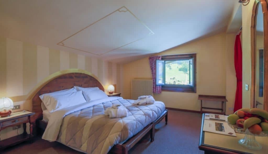 rooms-standard-room-with-family-plan-special-offer