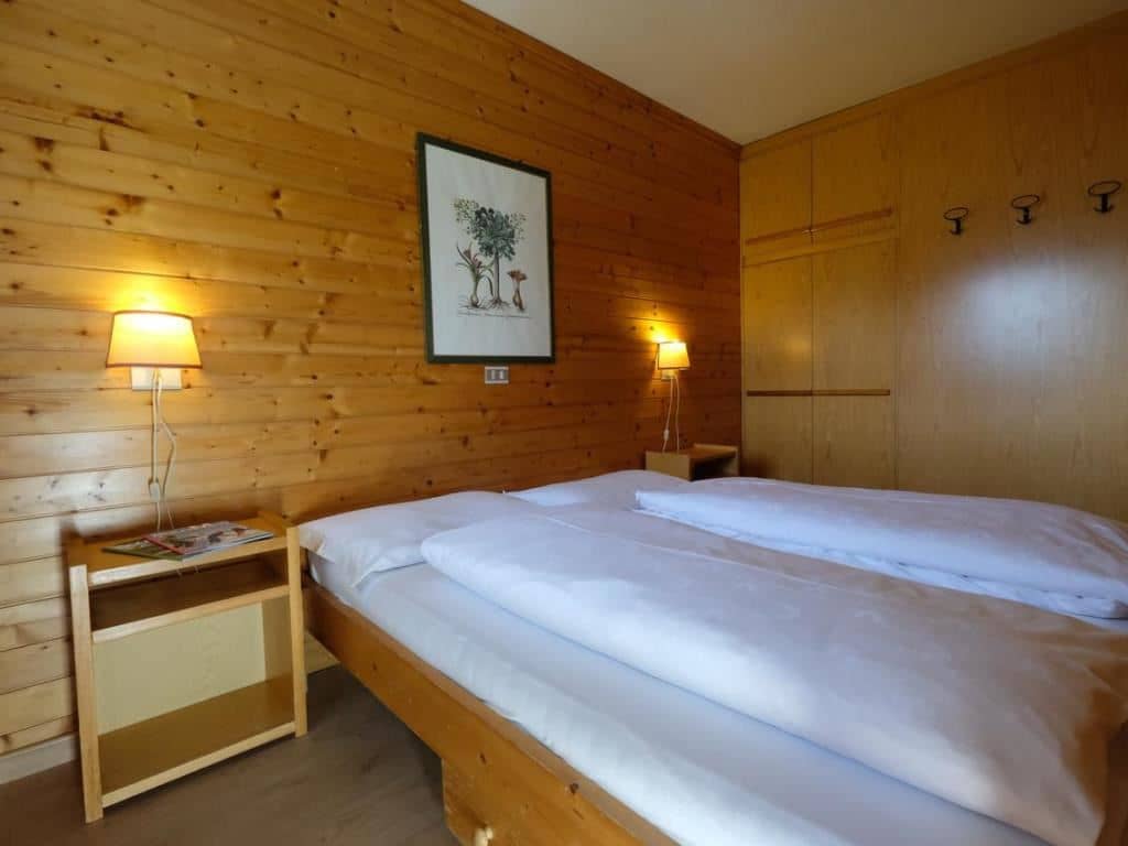 rooms-attic-apartment