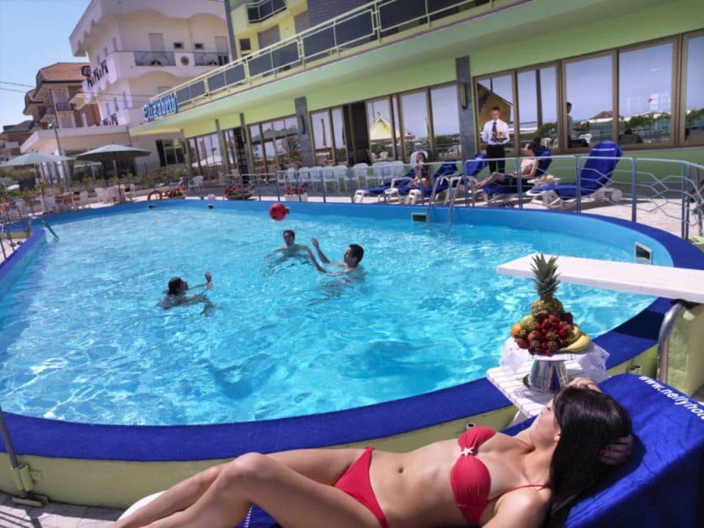 pools-outdoor-pool