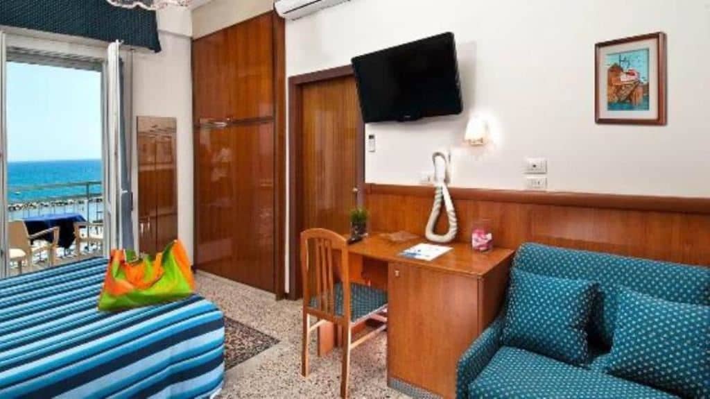 rooms-double-room