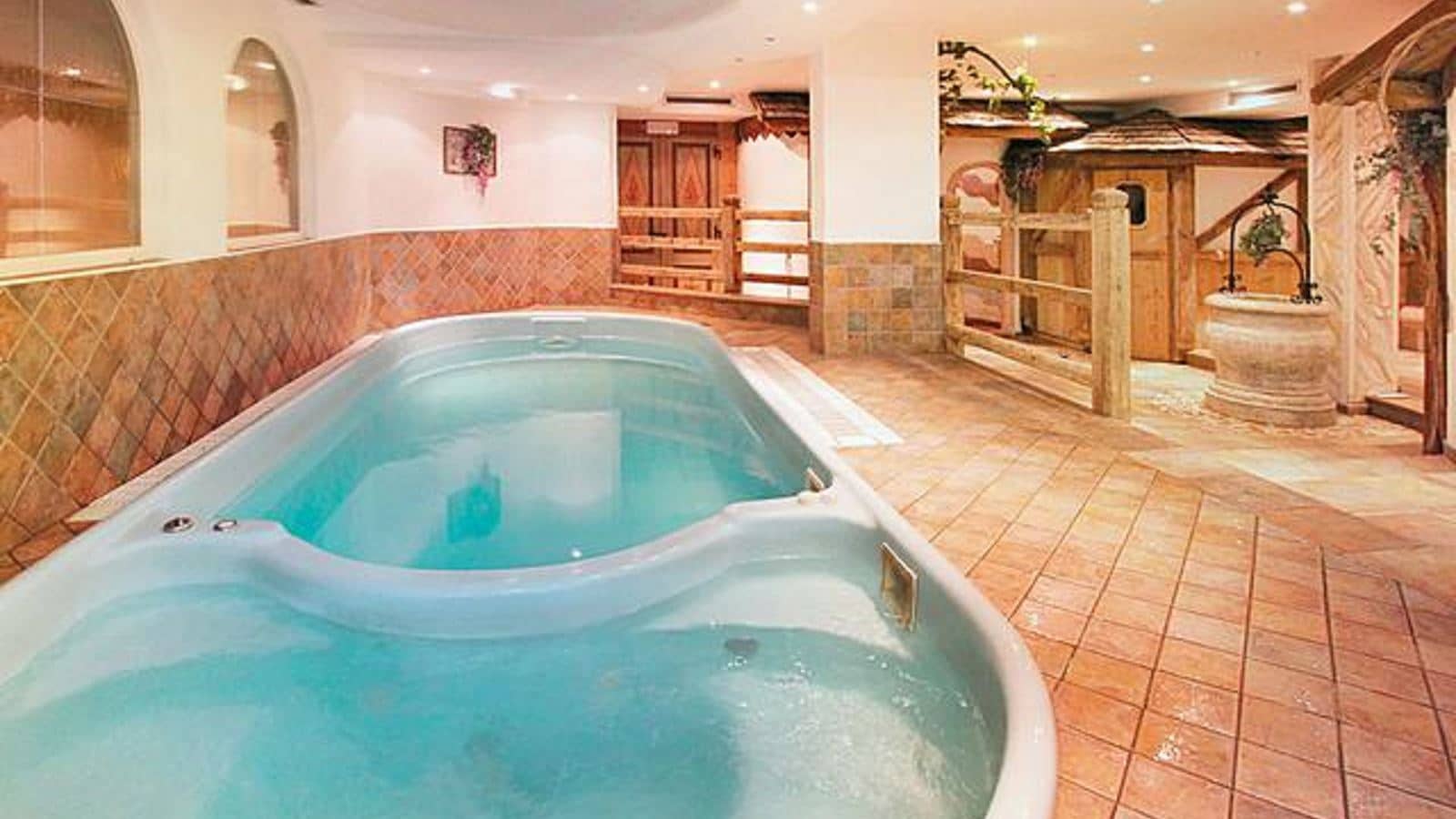 pools-indoor-pool
