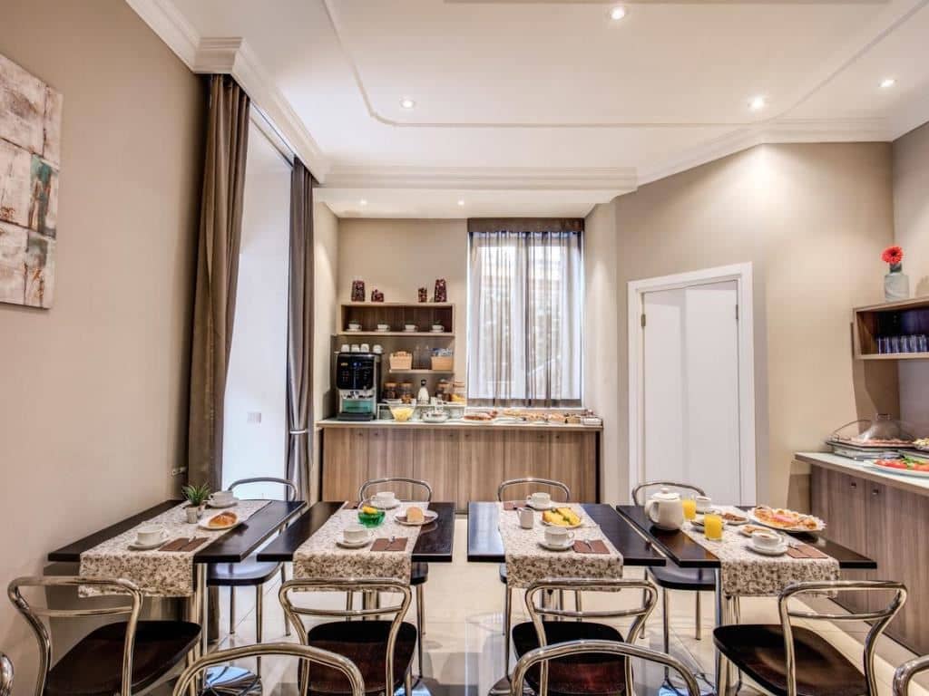 restaurants-breakfast-room