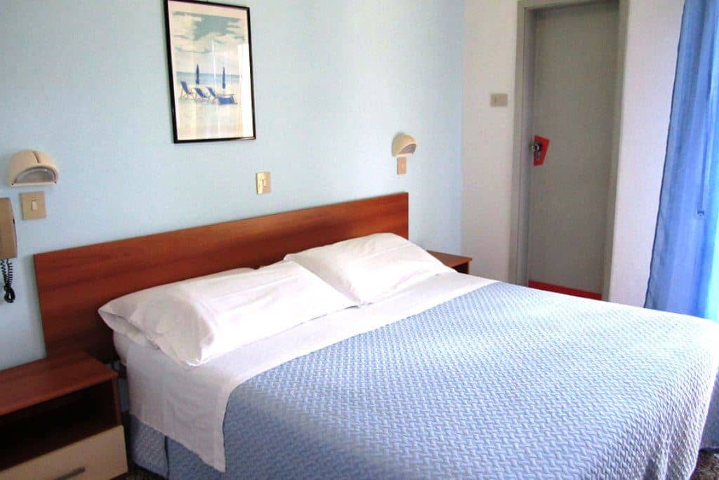 rooms-double-room