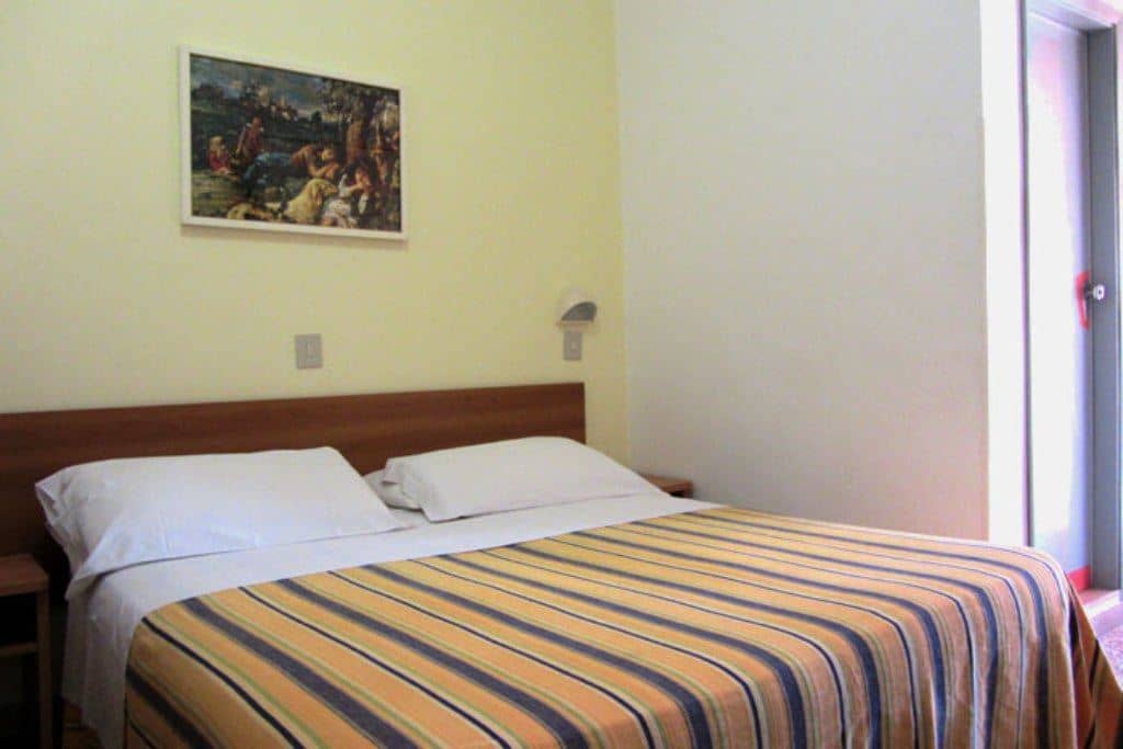 rooms-double-room