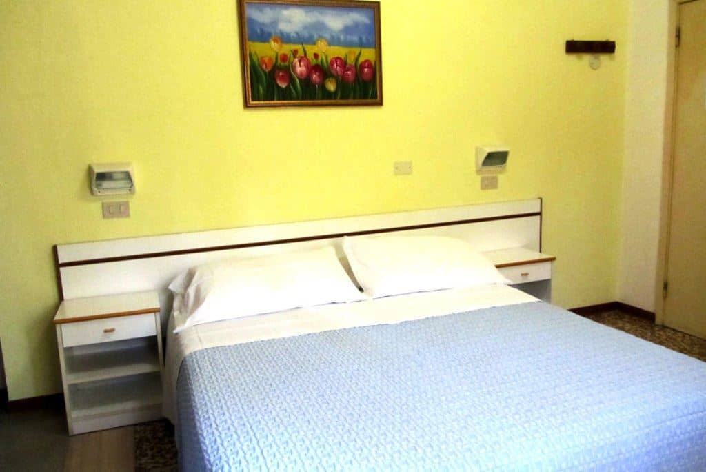 rooms-double-room