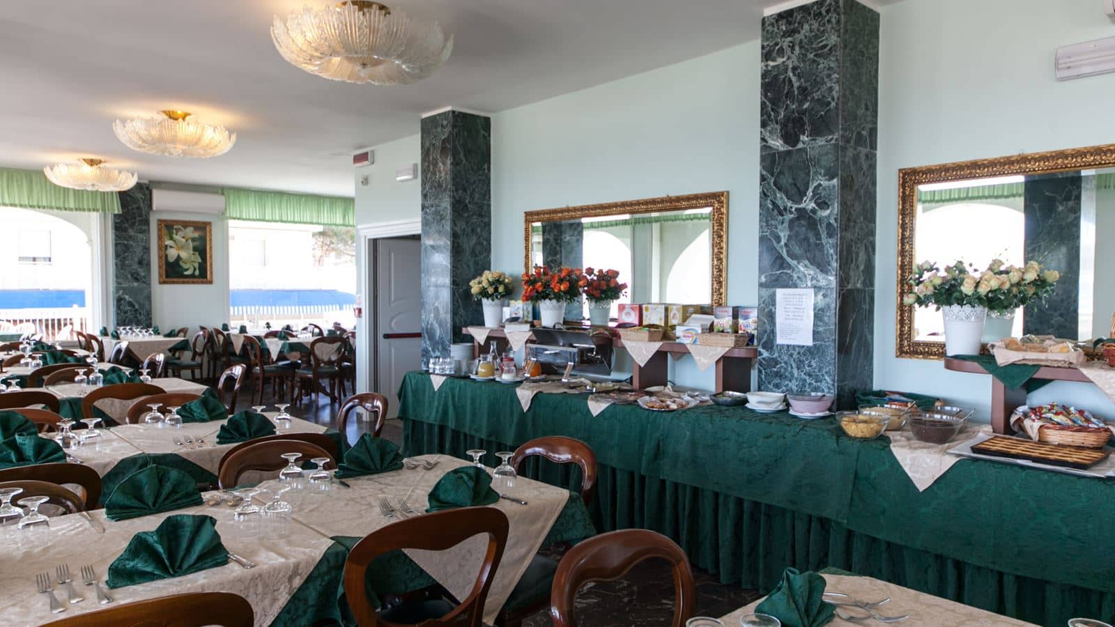 restaurants-restaurant