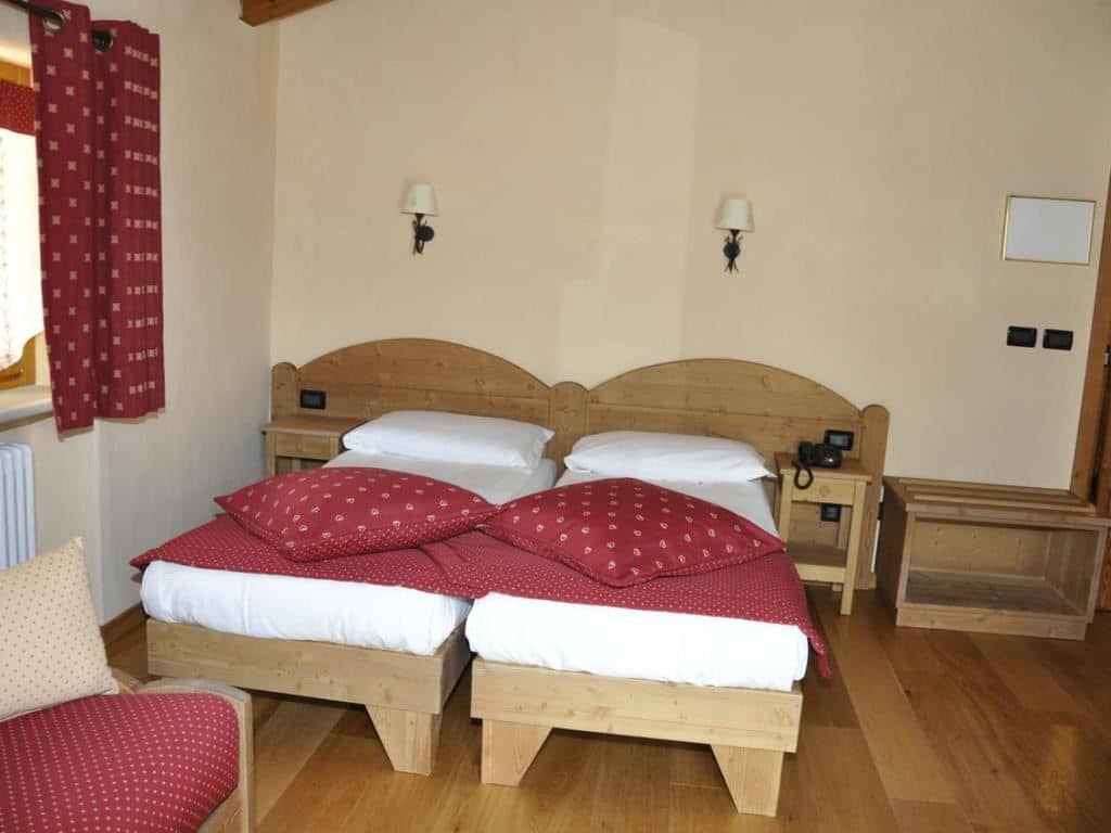 rooms-standard-room