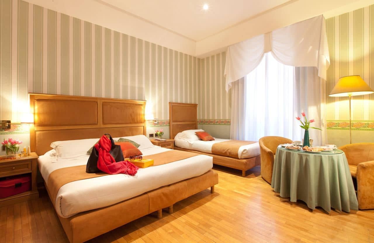 rooms-classic-room