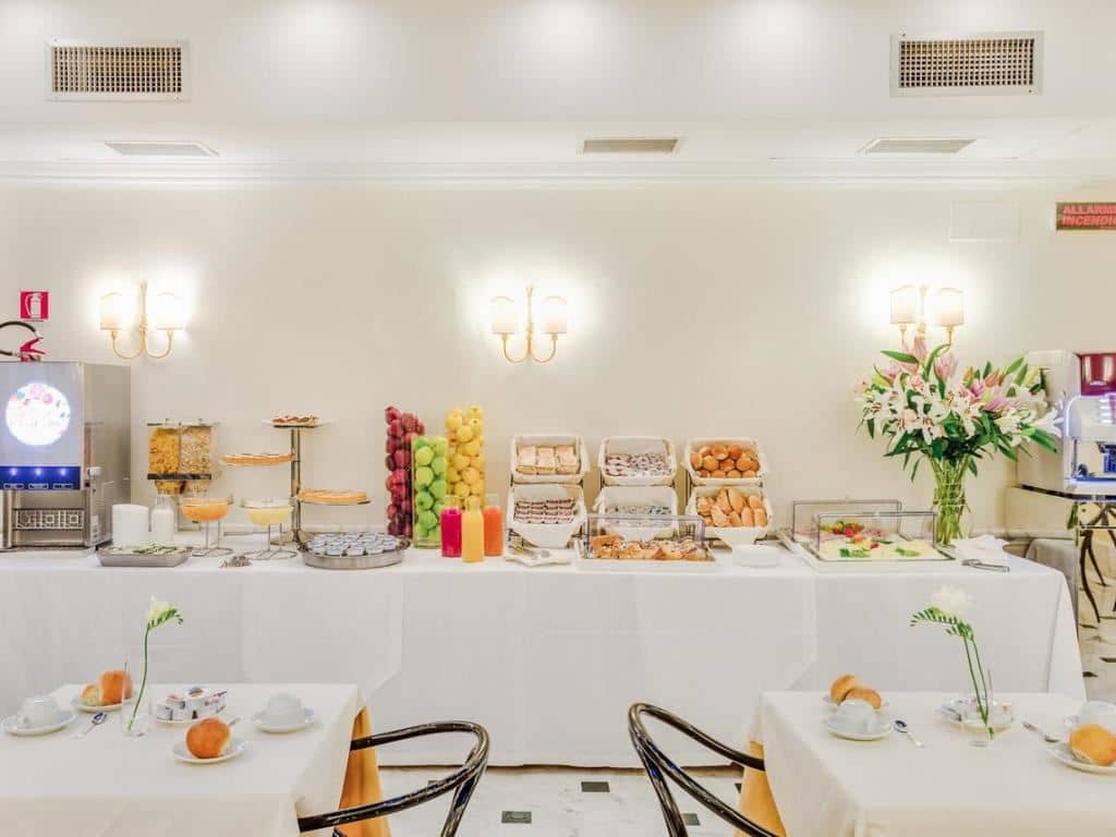 restaurants-breakfast-room