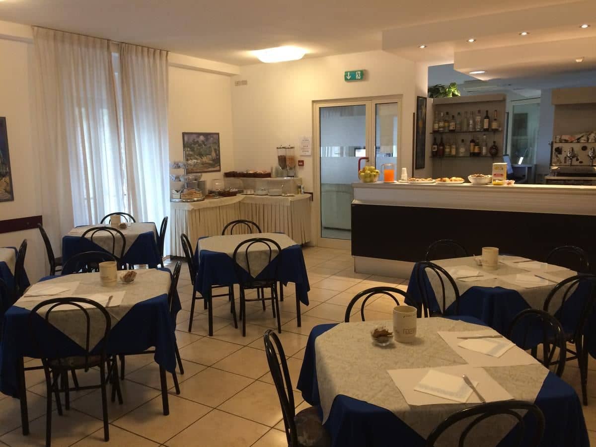 restaurants-restaurant