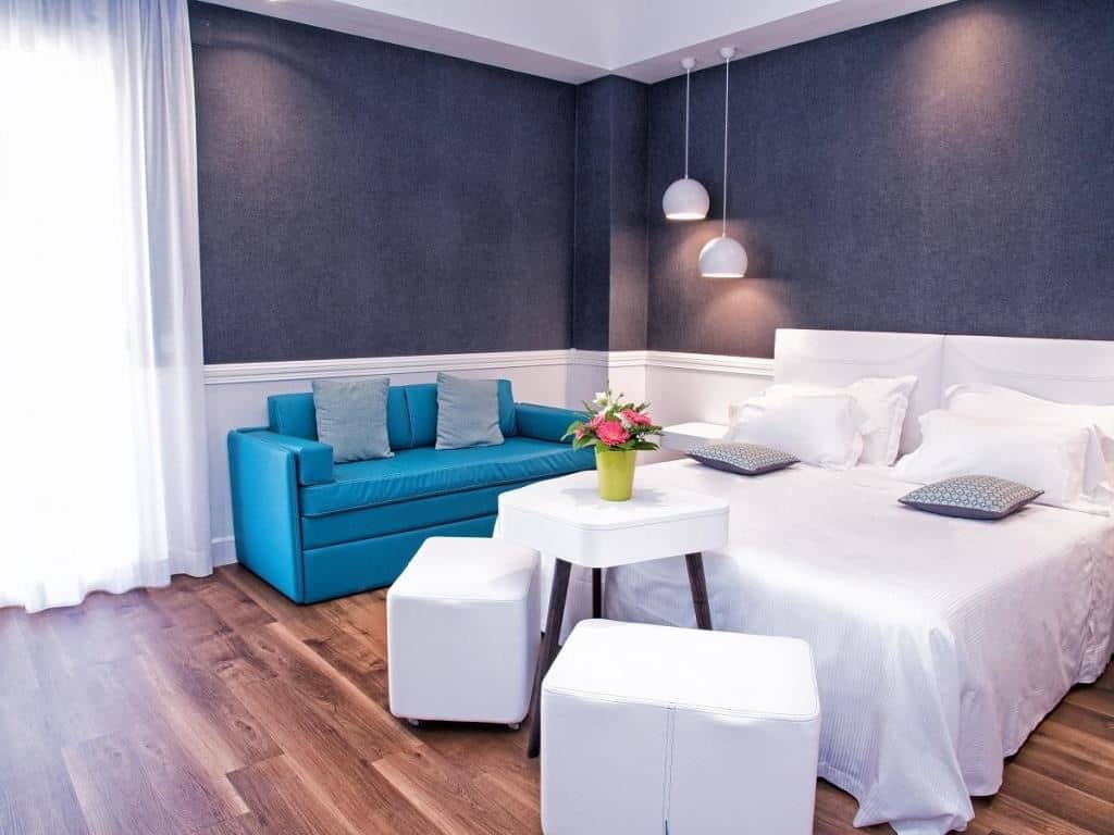 rooms-liberty-room-lateral-sea-view-with-balcony
