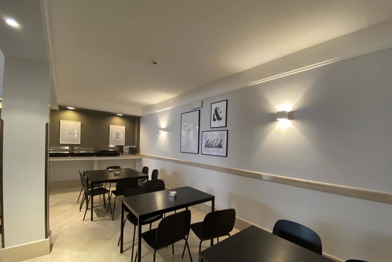 restaurants-breakfast-room