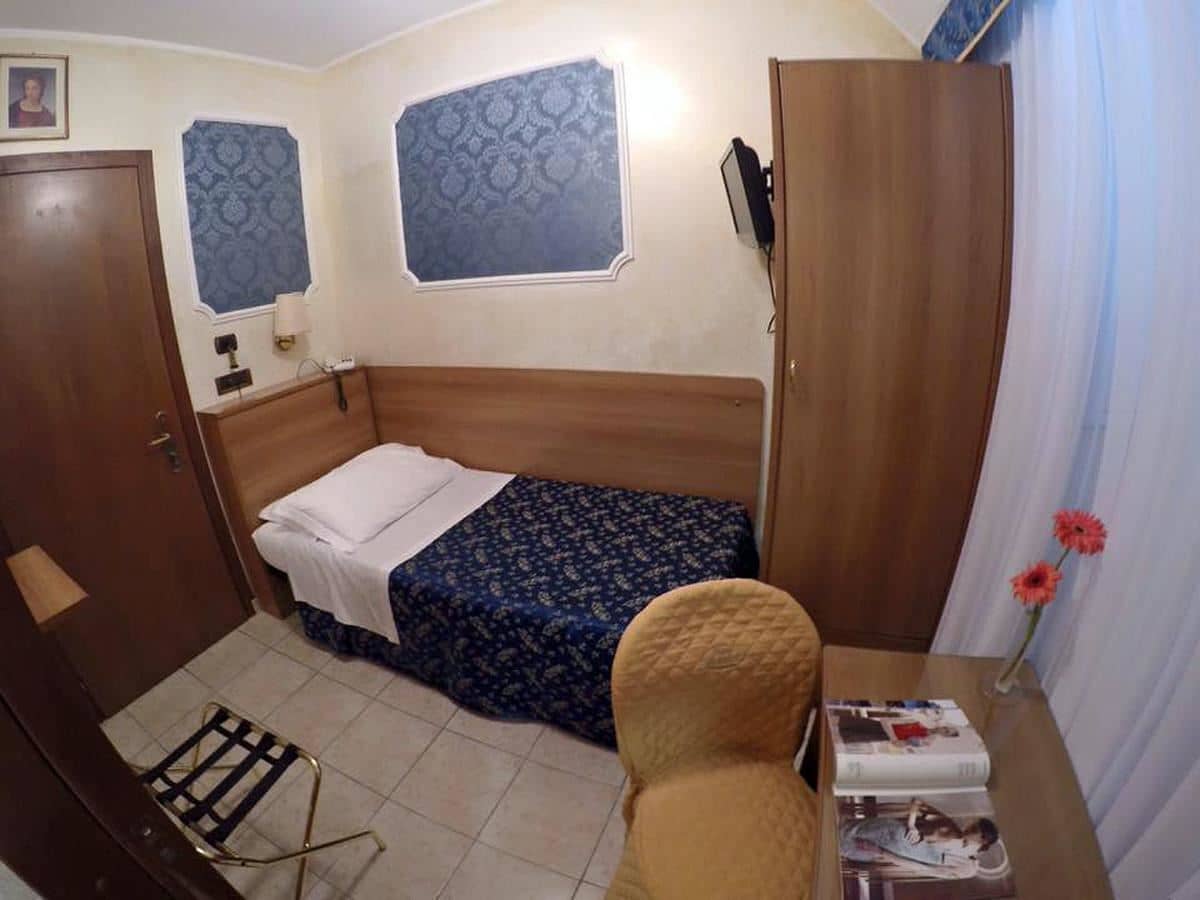 rooms-standard-single-room