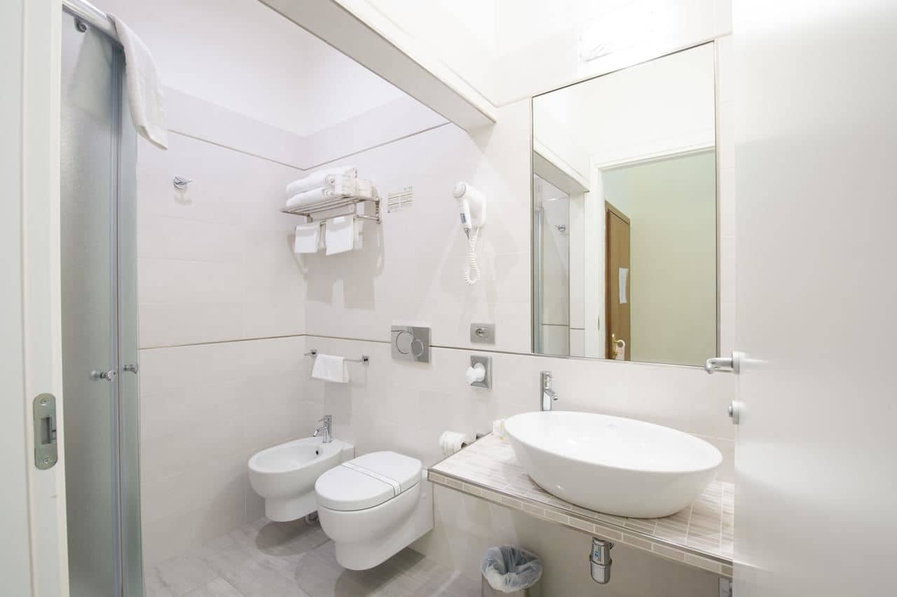 rooms-standard-room