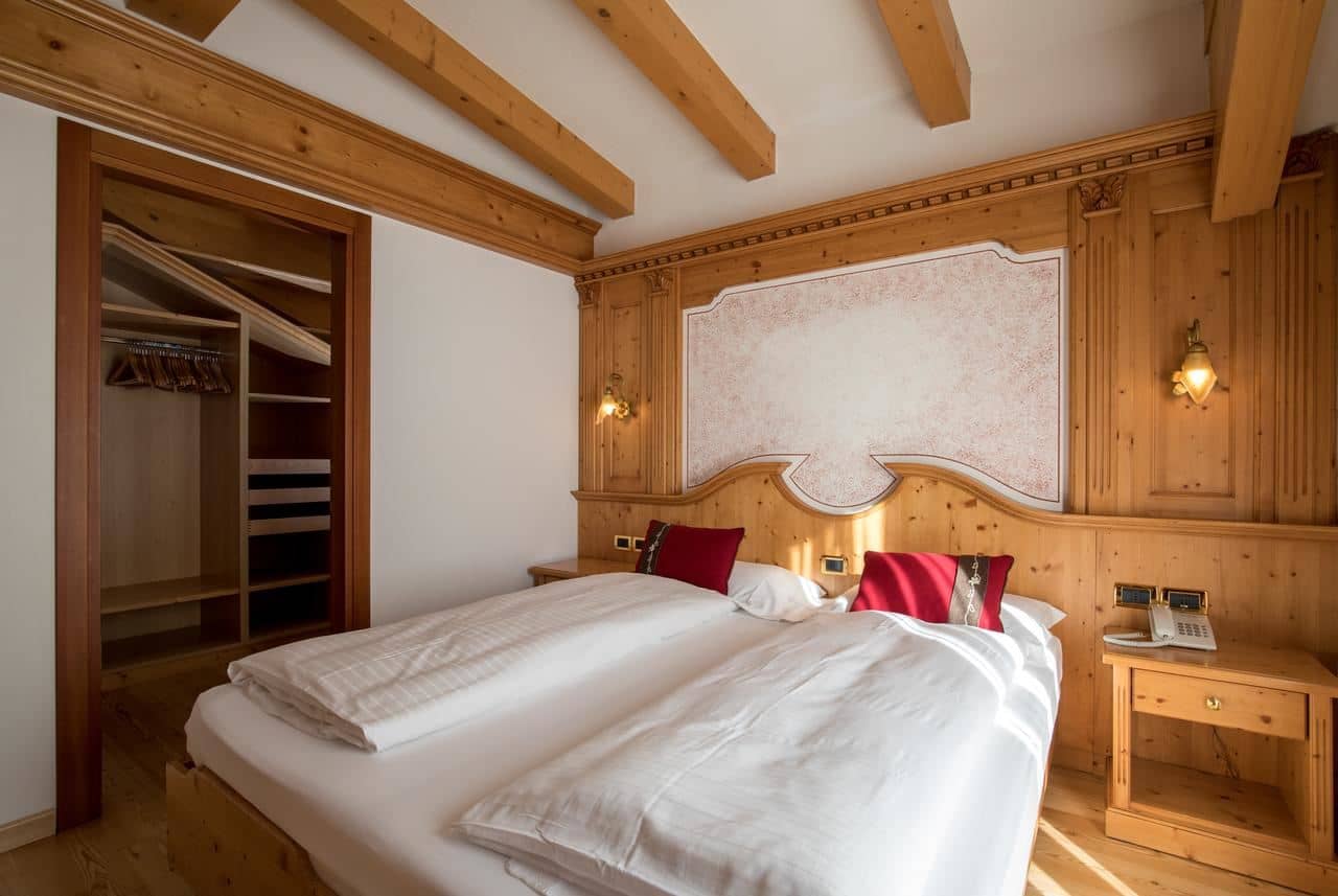 rooms-standard-room