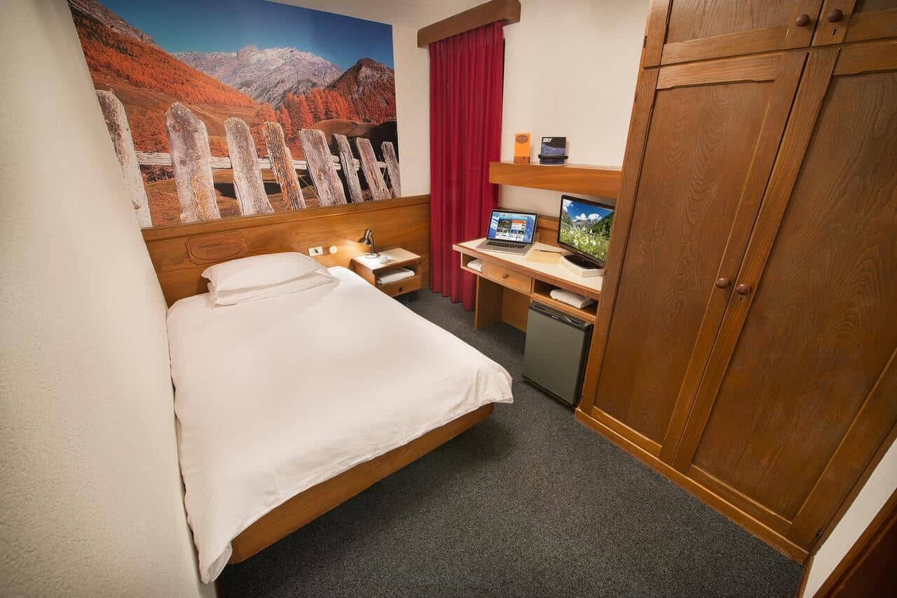 rooms-single-room