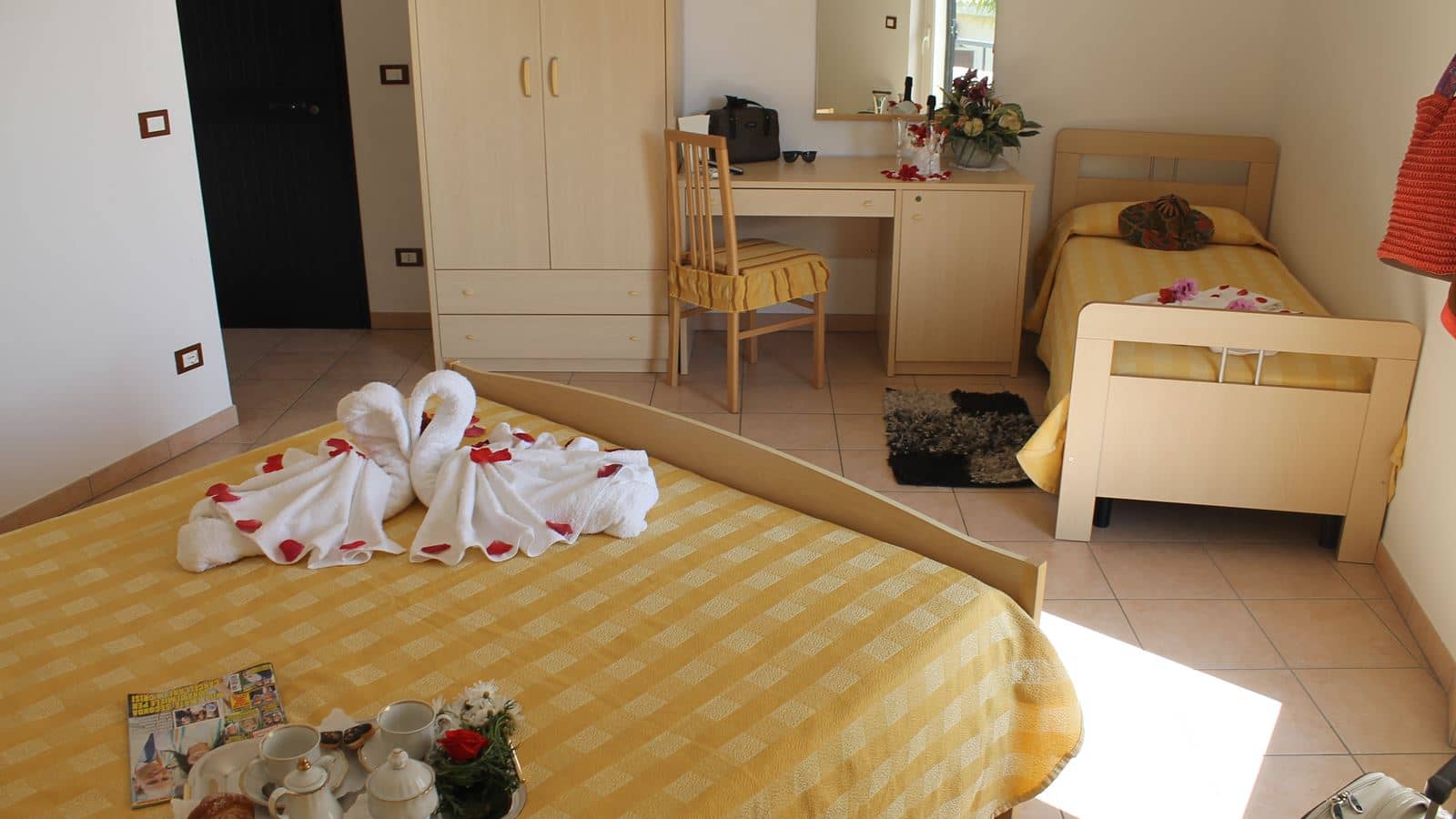 rooms-double-room