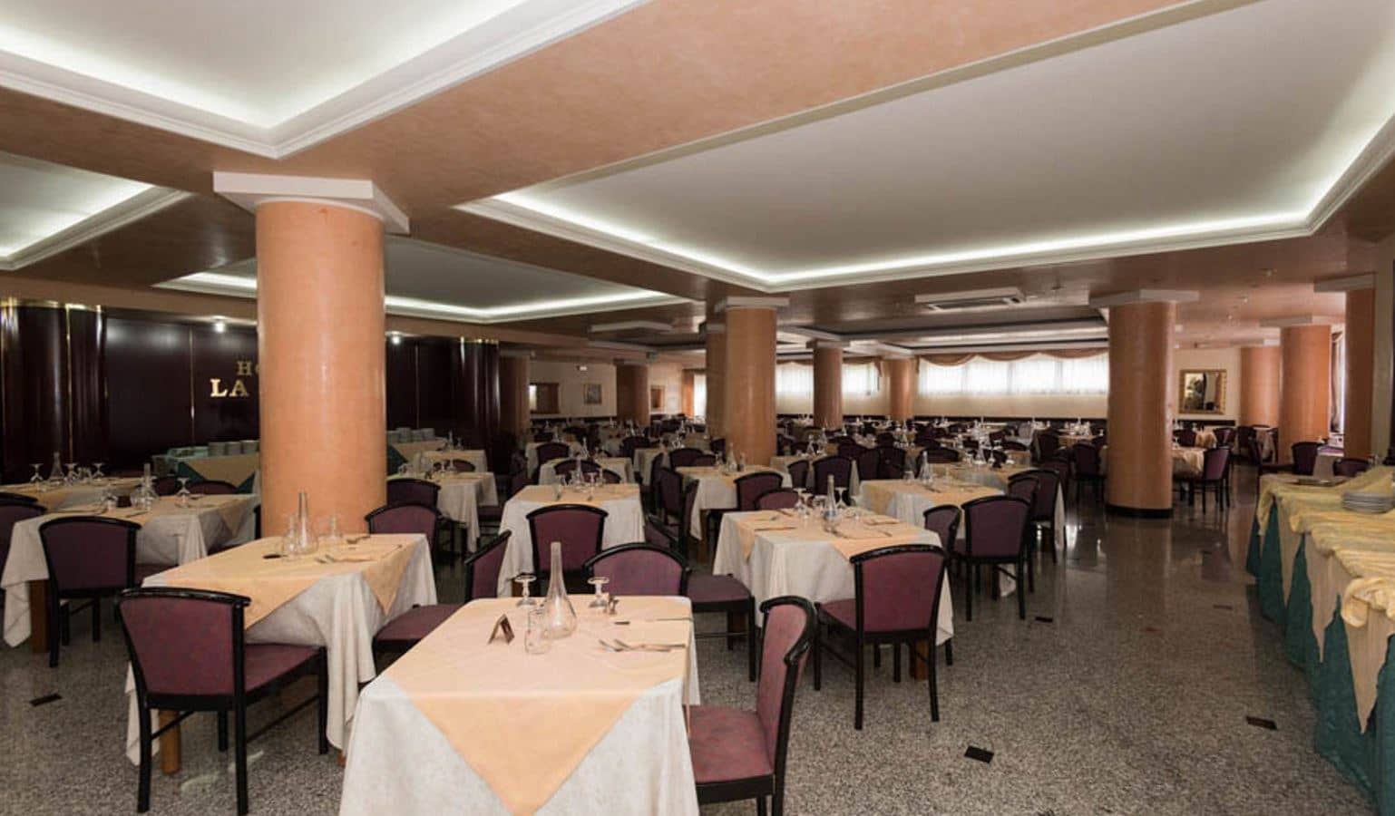 restaurants-restaurant