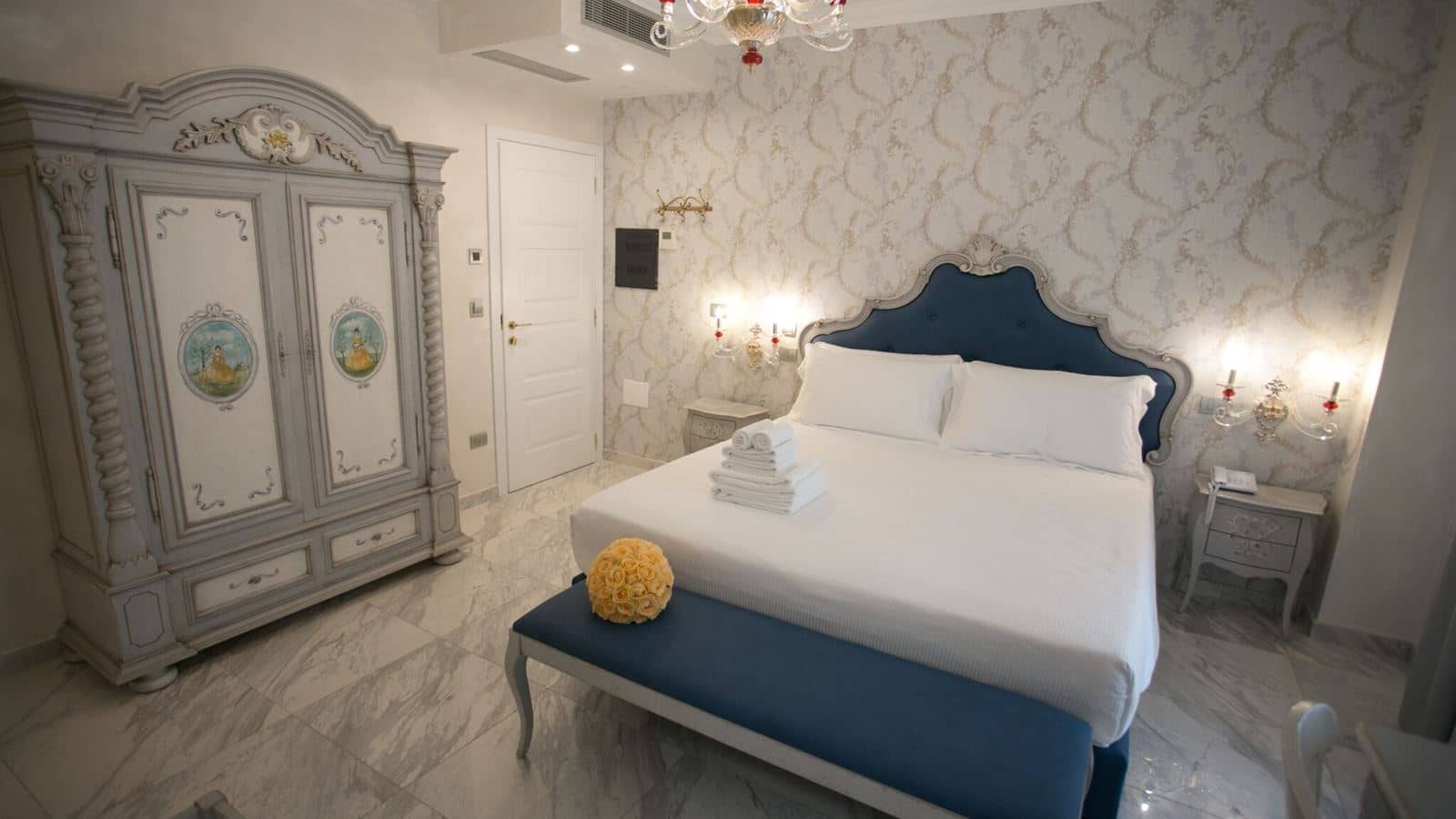 rooms-economy-room