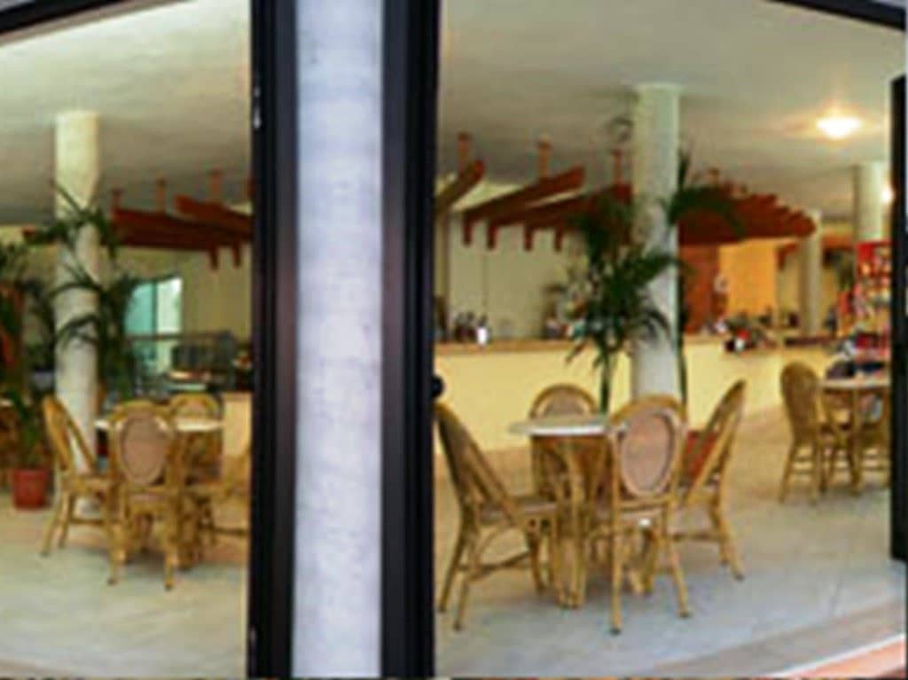 bars-lobby-bar